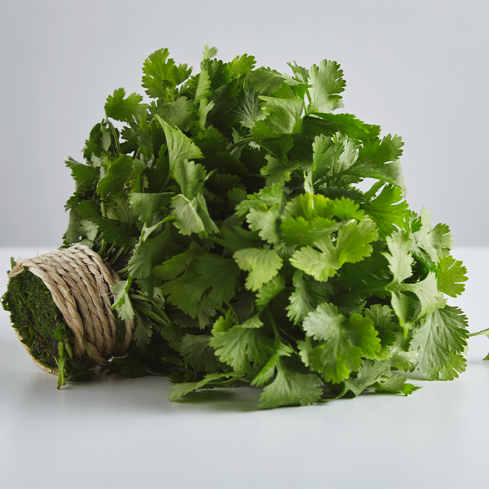 It Is Commonly Used As A Garnish Or Seasoning In Various Dishes, Particularly In French Cuisine. The Image Associated With This Alt Text May Show The Chervil Plant, Its Leaves, Or Its Use In Culinary Applications.