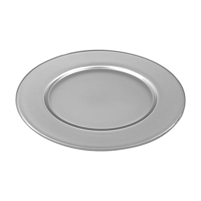 This Charger Plate Features A Round Shape And A Smooth Surface, Creating A Polished Backdrop For The Tableware.