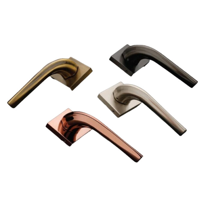 A Sophisticated And Sturdy Brass Door Handle, Featuring A Timeless Design That Adds A Touch Of Elegance To Any Door.