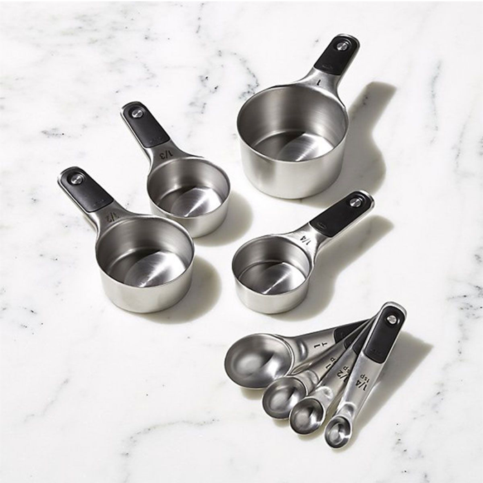 Measuring Cups Typically Come In Various Sizes, Such As 1 Cup, ½ Cup, ¼ Cup, And So On.