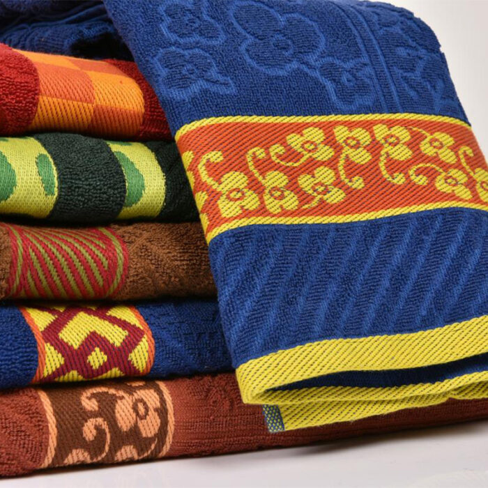 Smarty Plus Are The Jacquard Designed Dark Themed Towels With Exclusive Edge Border Designs. These Attractive Towels Offer Greater Towel Experience With Enhanced Absorbing Properties.