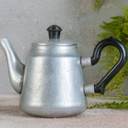 his kettle is designed with advanced technology for fast boiling and precise temperature control.