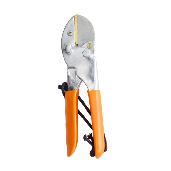 Tgt - 101 Pruning Secateur Super, A High-Quality And Efficient Pruning Tool Used For Precise And Clean Cutting Of Small Branches And Stems In Gardening And Horticulture.