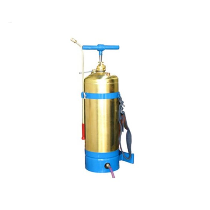 A Hand-Operated Sprayer With A 9-Liter Capacity, Made Of Durable Brass Material. It Is Used For Applying Various Liquids, Such As Pesticides, Herbicides, And Fertilizers, In Agricultural And Gardening Applications.