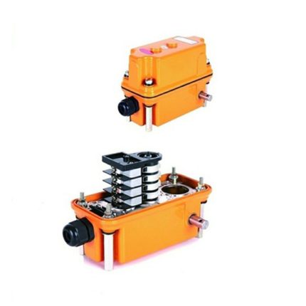 Crane Limit Switch - A limit switch designed for crane operations.