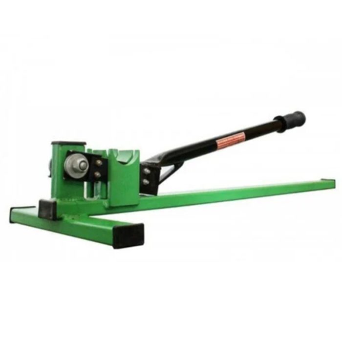 It Features Sharp Blades Or Cutting Discs That Effectively Cut The Sugarcane Stalks At The Desired Height.