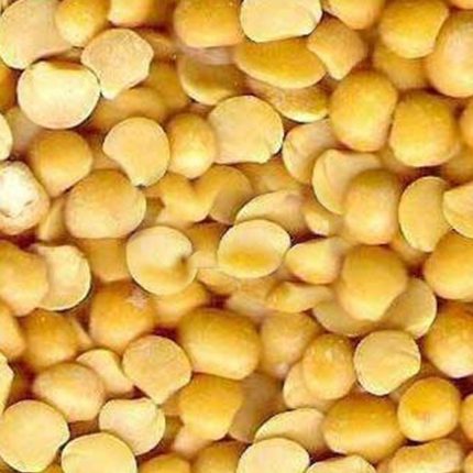Yellow arhar dal is commonly used in various Indian dishes, such as dals, curries, and soups.